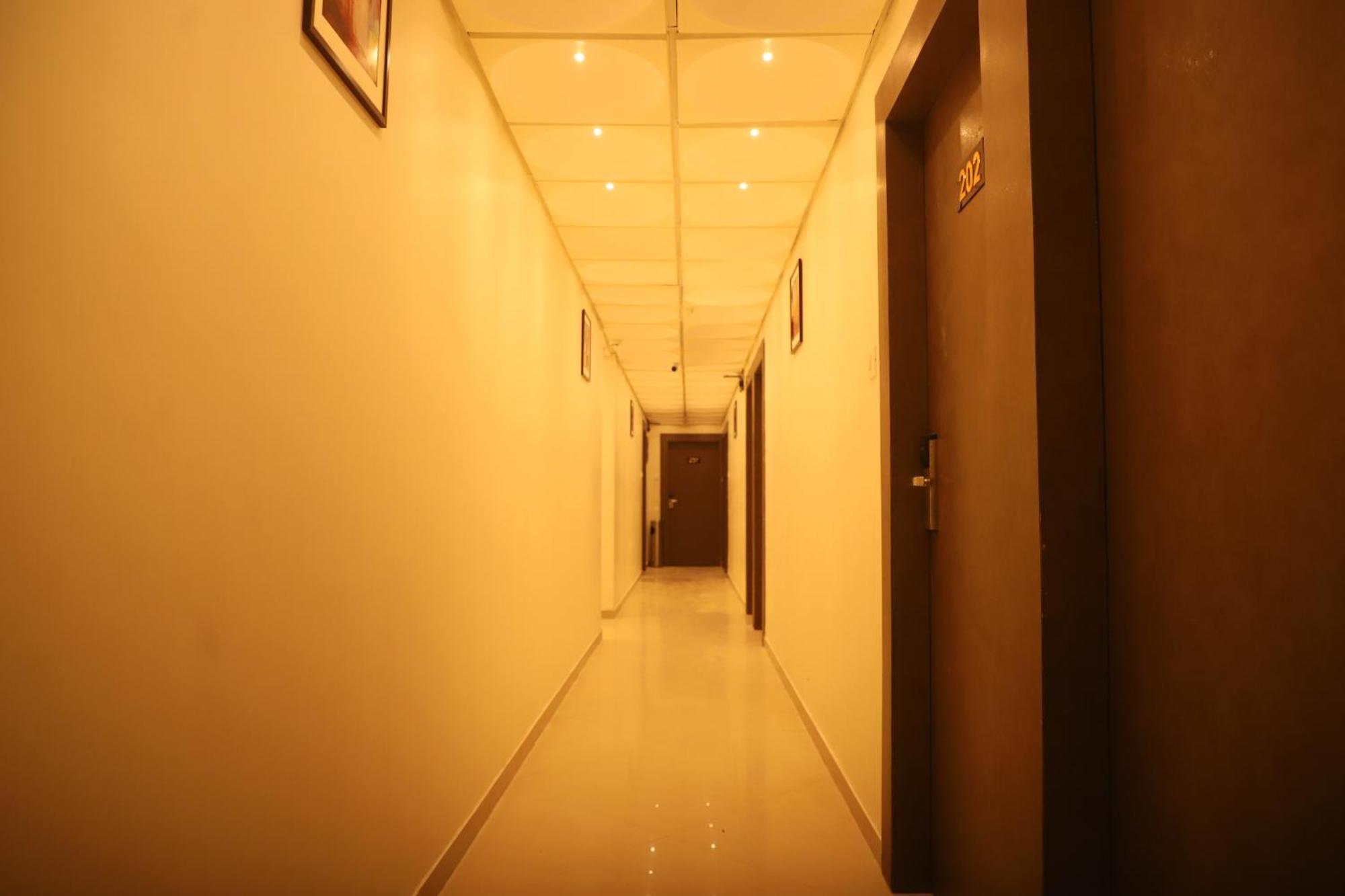 Hotel Sai Pritam Mumbai Exterior photo
